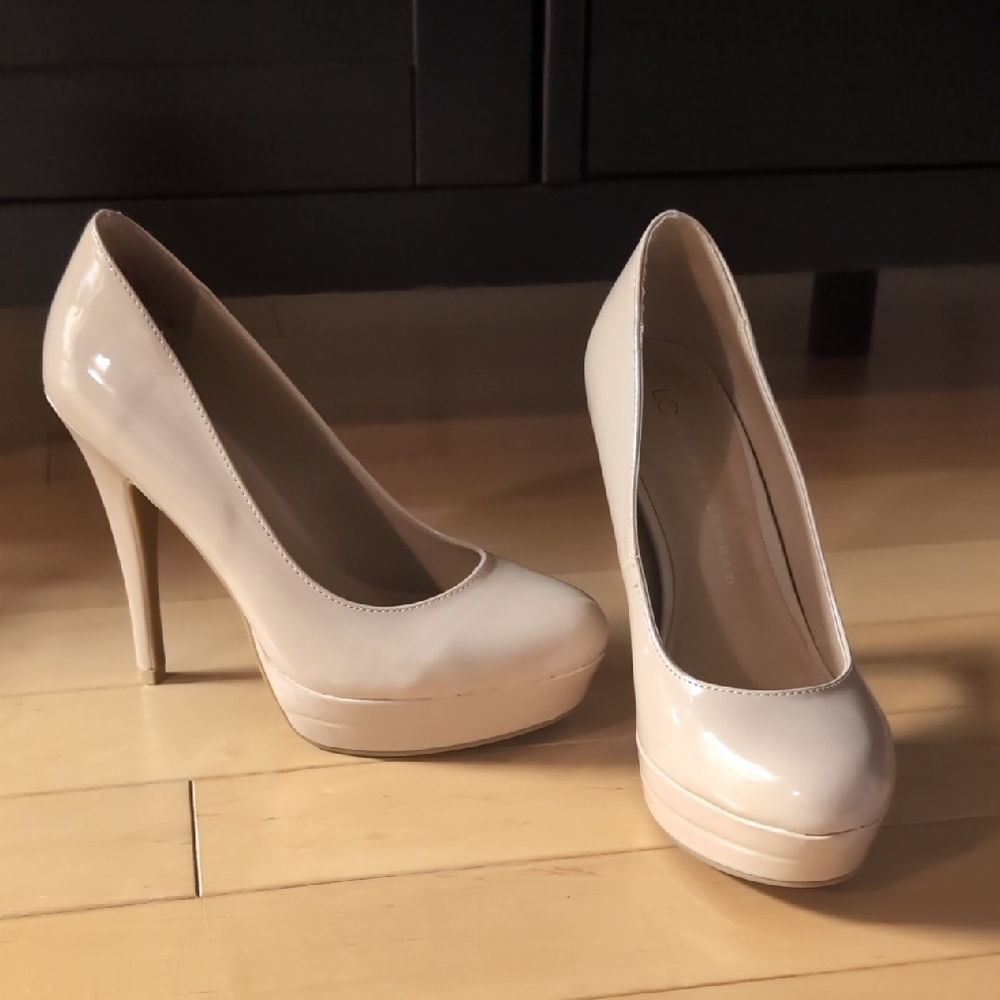 Women's Nude Heels
